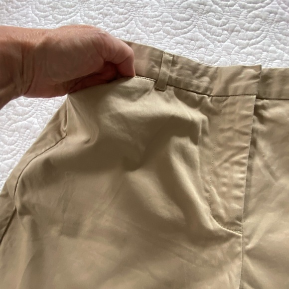 Liz Claiborne Jackie Bermuda Shorts Tan Classic Style Mid Rise Size 10 - Picture 7 of 11